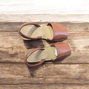Elegant Tan Leather Sandals for Women